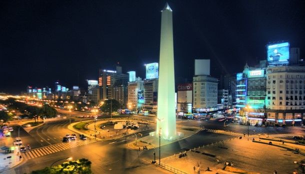 México y Monterrey, entre las mejores ciudades para vivir - Buenos-Aires-noche