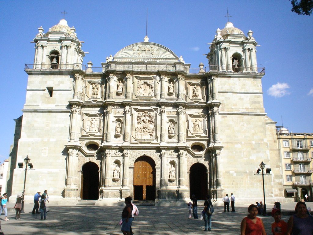 Detienen a sacerdote por violación en Oaxaca - catedral-de-oaxaca-1024x768