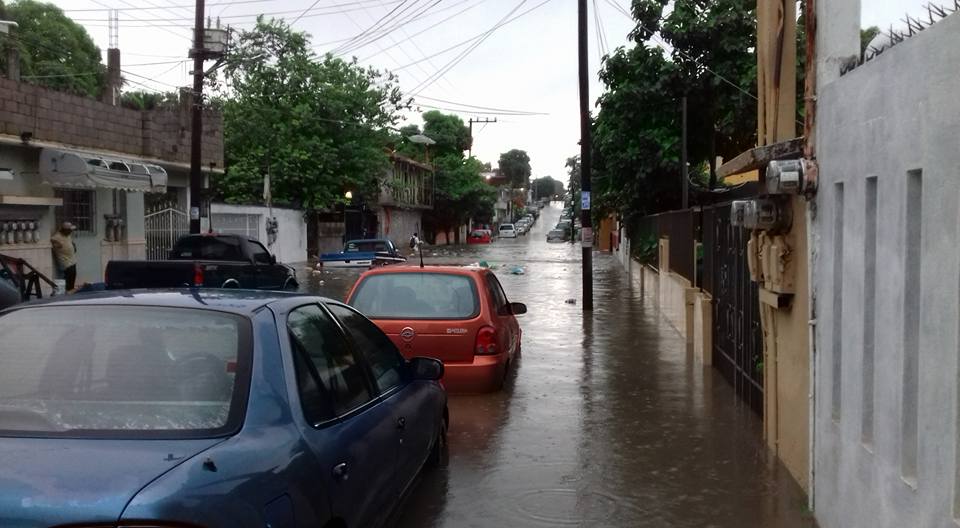 Video: Tamaulipas bajo el agua por fuertes lluvias - 14915344_231376863948754_8707656377506607217_n