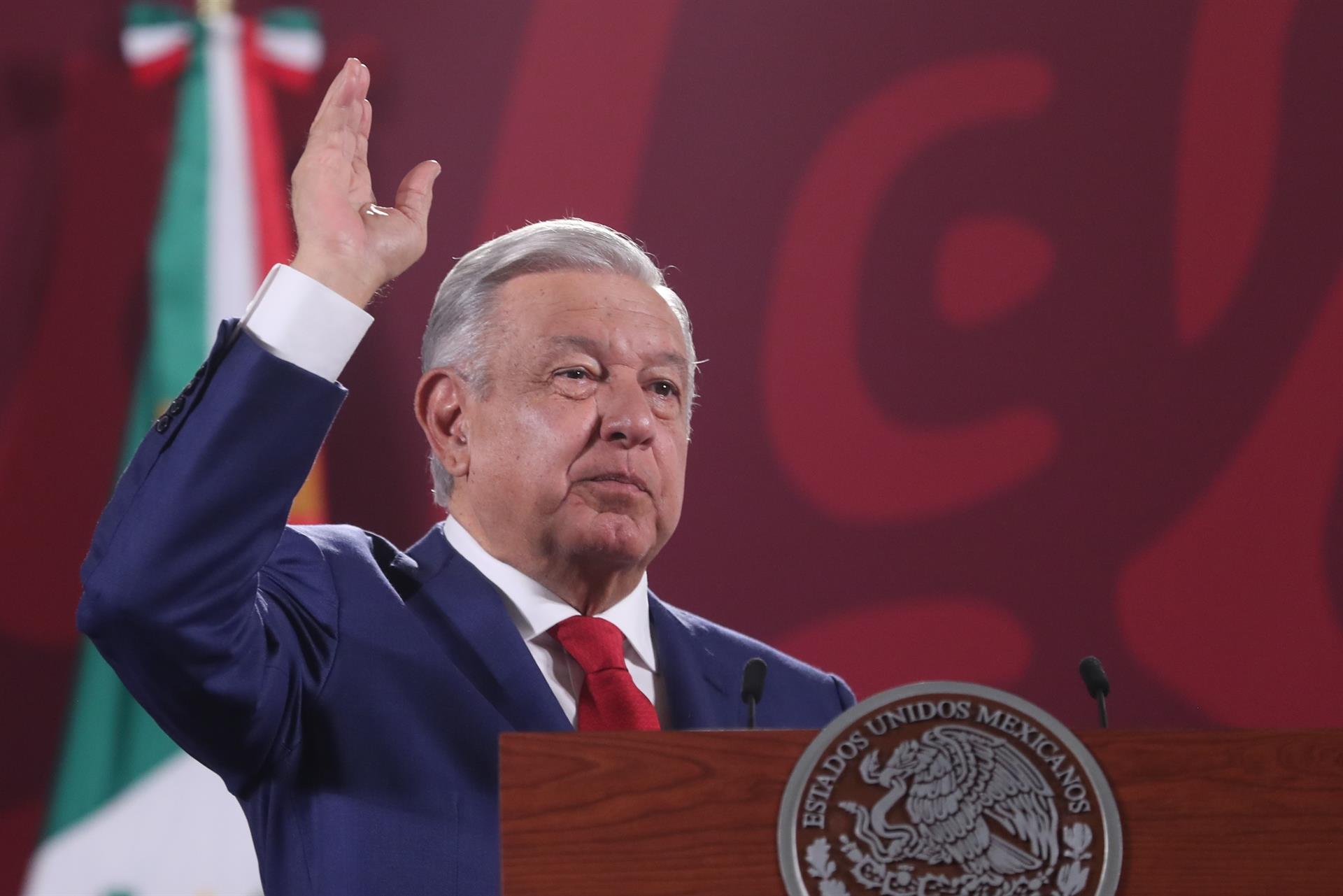 Aqu Est Bien Pintada La Raya Amlo Rechaza V Nculos Entre Gobierno