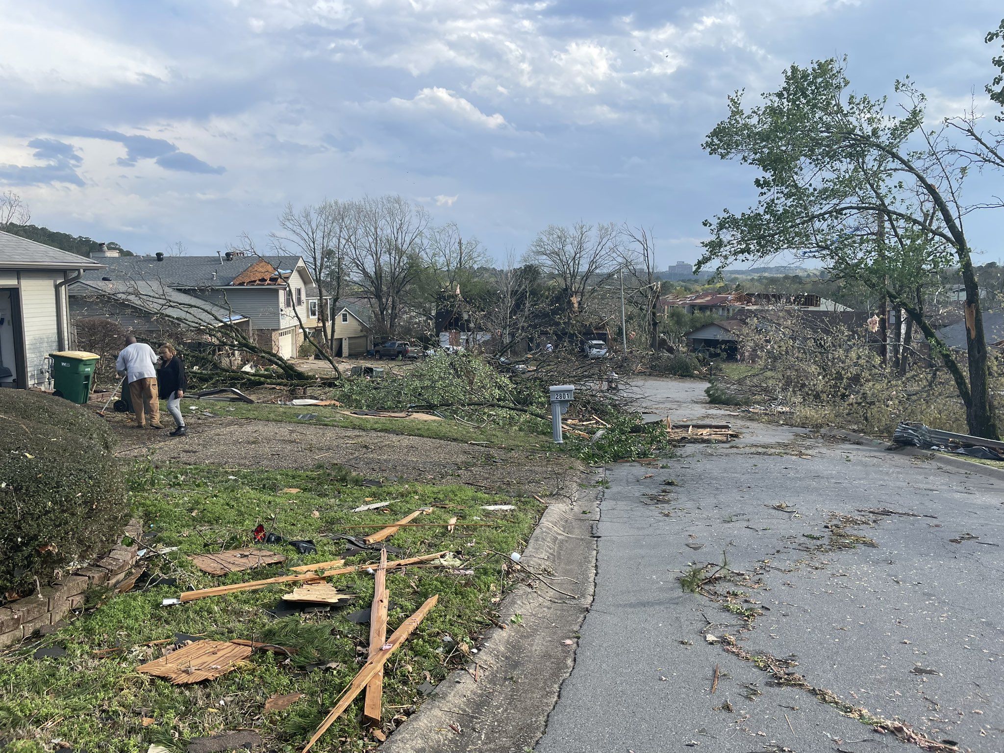 Al Menos Nueve Muertos Por Tornados En El Medio Oeste Y Sur De Estados