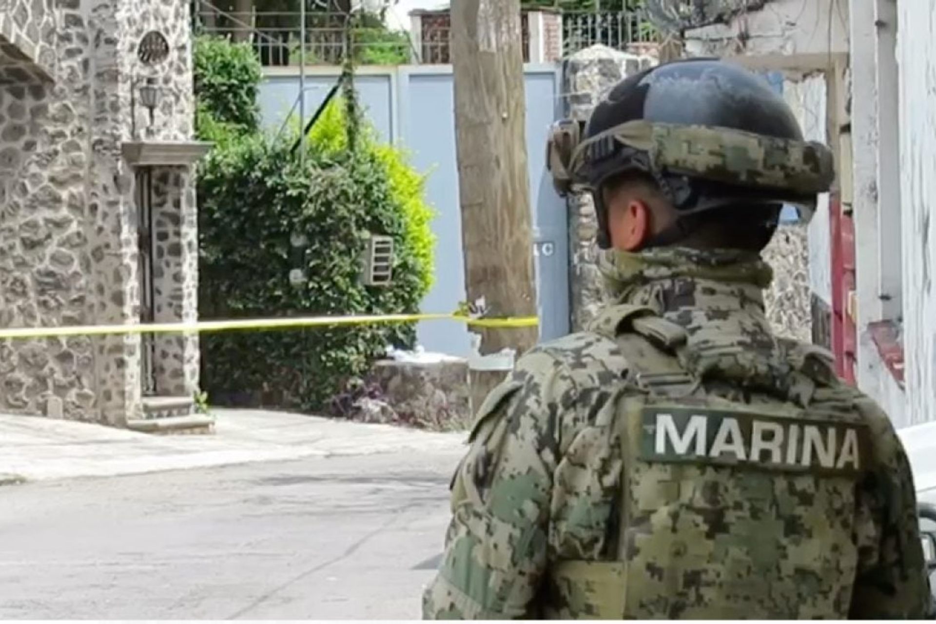 Marina y Policía de Morelos vigilan casa del fiscal Uriel Carmona