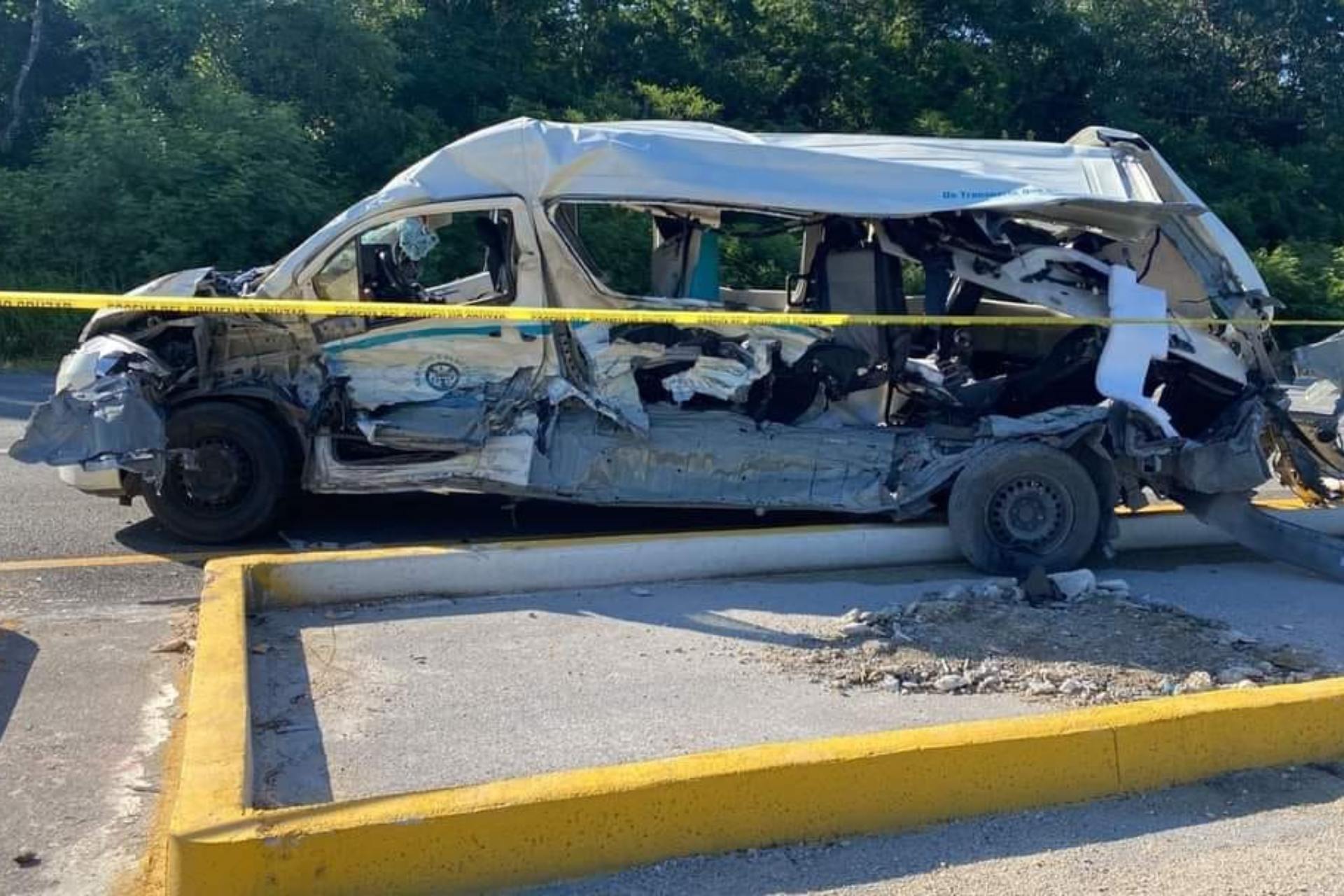 Al Menos Muertos Y Heridos En Accidente Sobre La Carretera Playa