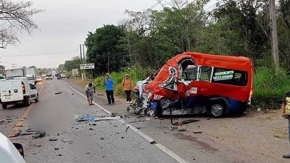 Choque En Carretera De Tabasco Deja Un Muerto Y 7 Heridos