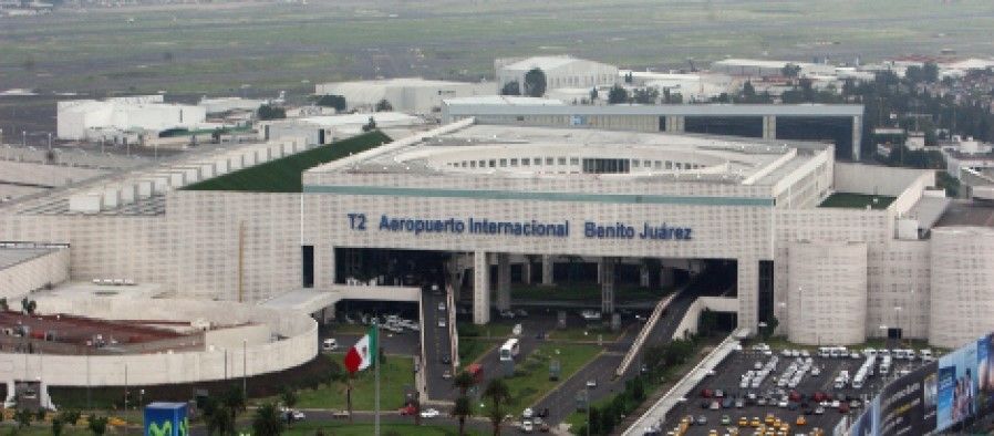 Aseguran 76 mil euros y droga en AICM Aseguran 76 mil euros y droga en AICM