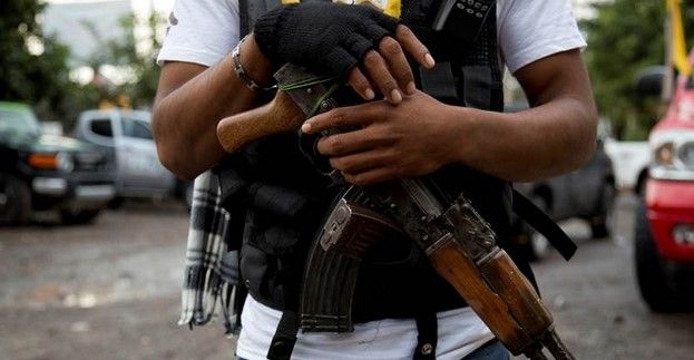 Autodefensas empiezan patrullajes en Morelia