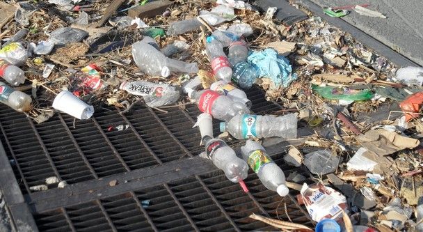 Incrementan multas por tirar basura en calles del DF Incrementan multas por tirar basura en calles del DF