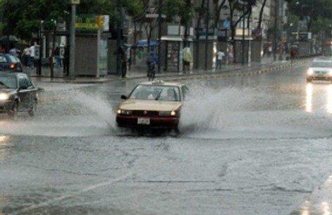 Lluvias muy fuertes en Pacífico mexicano por Rachel