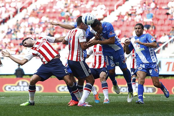Chivas empata 0-0 con Puebla
