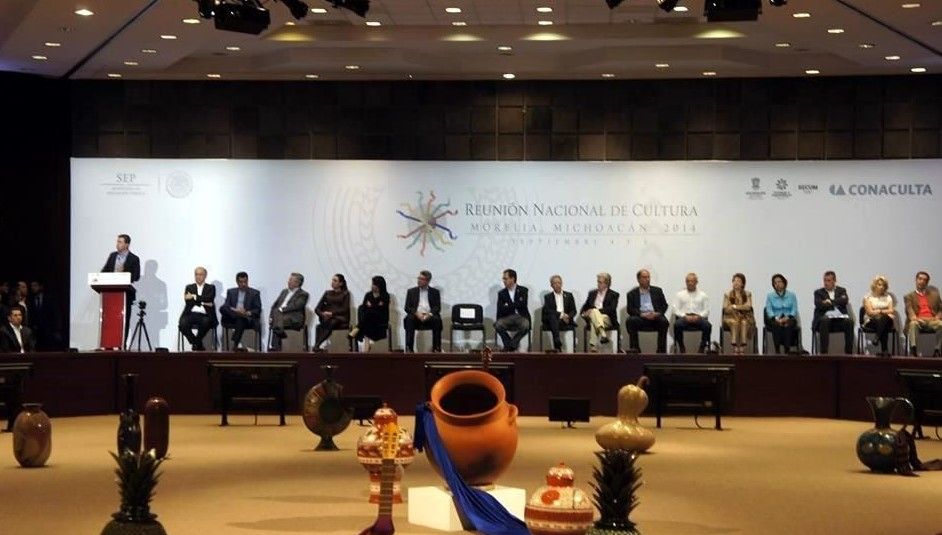 Llama Alfredo Castillo a destruir memoria criminal en Michoacán Llama Alfredo Castillo a destruir memoria criminal en Michoacán