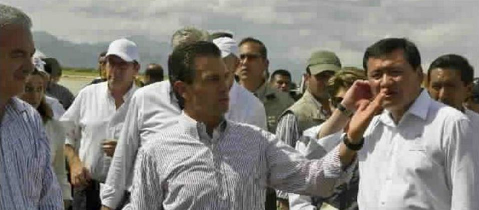 Presidente Peña Nieto garantiza evacuación de turistas varados por Odile