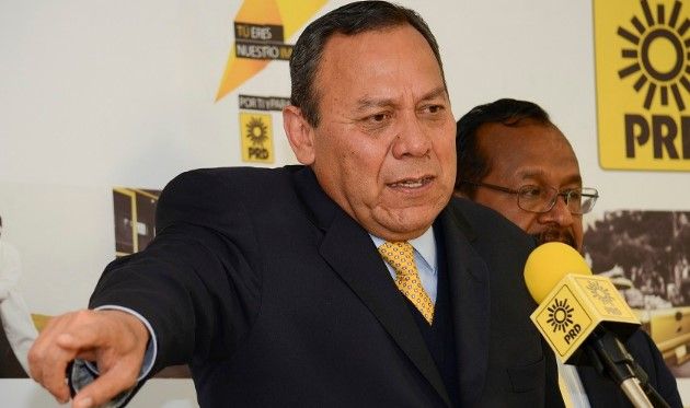 PRD se ampara contra deuda de 520 mdp a Ahumada