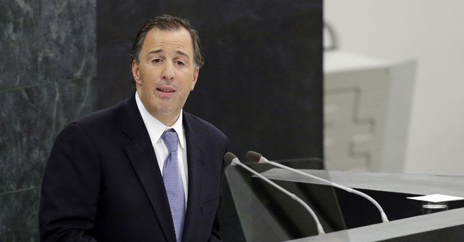 Coordina SRE traslado de turistas extranjeros afectados por Odile Coordina SRE traslado de turistas extranjeros afectados por Odile