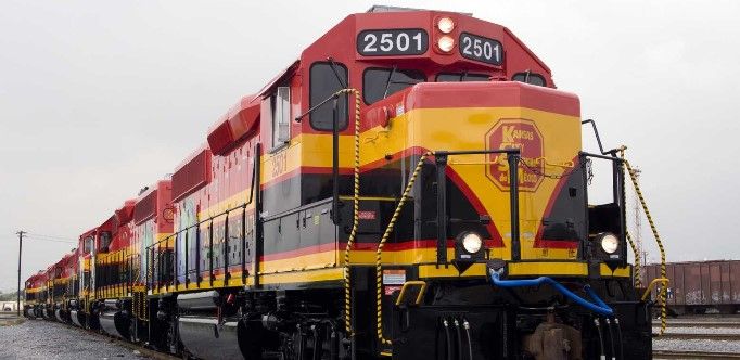 Detienen a 11 presuntos ladrones de mercancía de tren en Querétaro