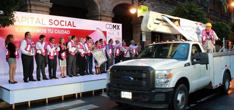 Arranca programa “Iluminemos tu Ciudad” en el DF