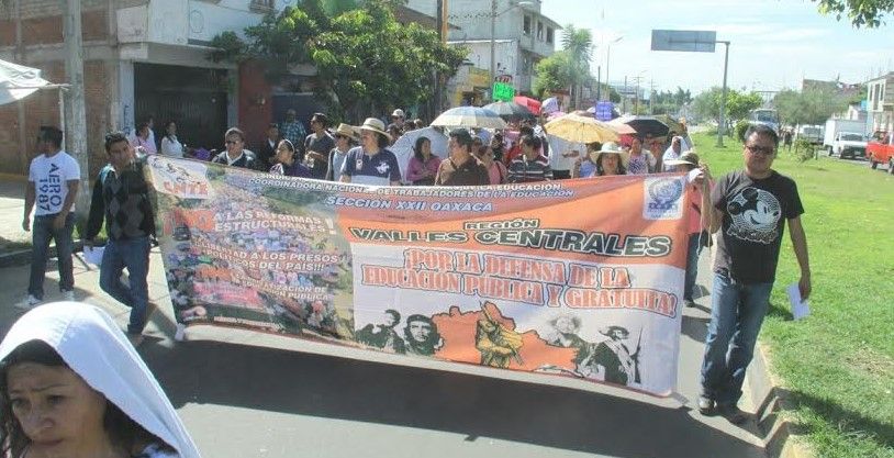 Normalistas exigen justicia por homicidio de compañera en Oaxaca