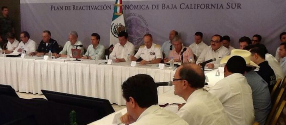 Anuncia Peña Nieto reactivación económica de Los Cabos