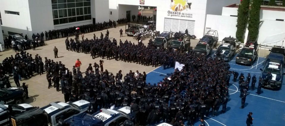 Concluye paro de policías de Oaxaca Concluye paro de policías de Oaxaca