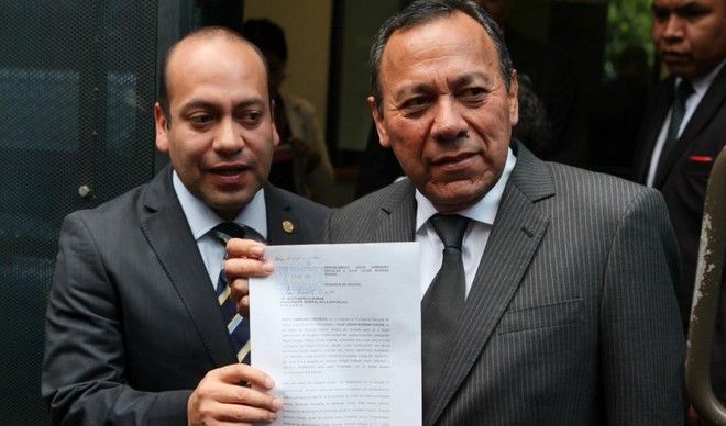 PRD demanda a Rosario Robles por proselitismo en el DF PRD demanda a Rosario Robles por proselitismo en el DF