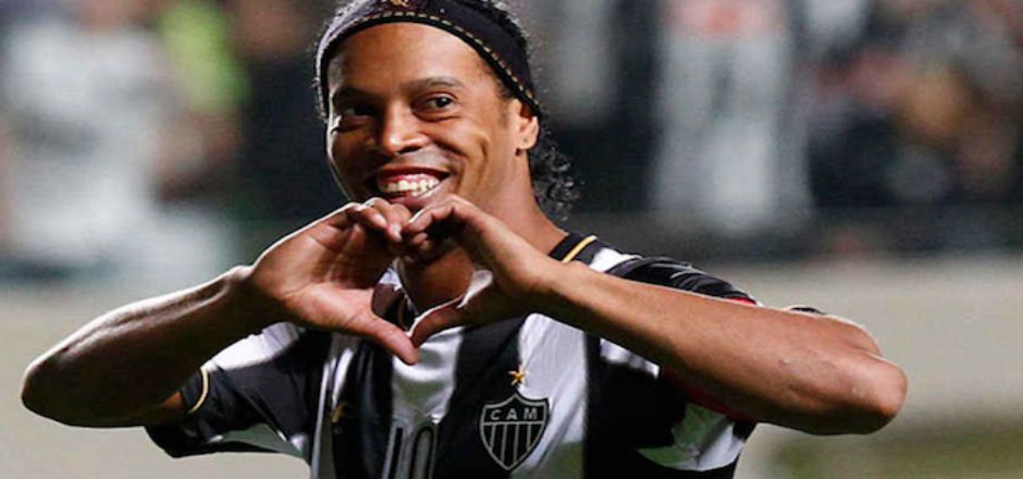 Embajada de Brasil condena comentarios racistas a Ronaldinho Embajada de Brasil condena comentarios racistas a Ronaldinho