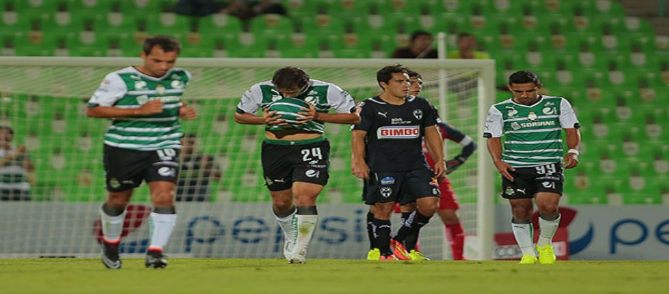 Santos se lleva la victoria ante Rayados