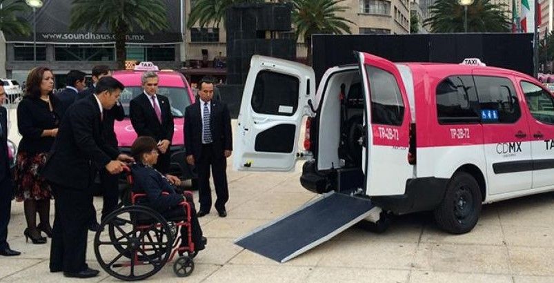 Lanzan taxis para personas con discapacidad en el DF Lanzan taxis para personas con discapacidad en el DF