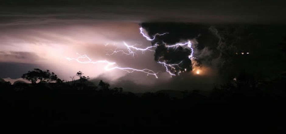 Mueren cuatro campesinos por un rayo en Oaxaca Mueren cuatro campesinos por un rayo en Oaxaca