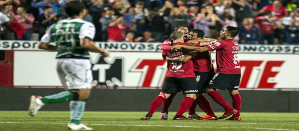 Tijuana golea a Santos