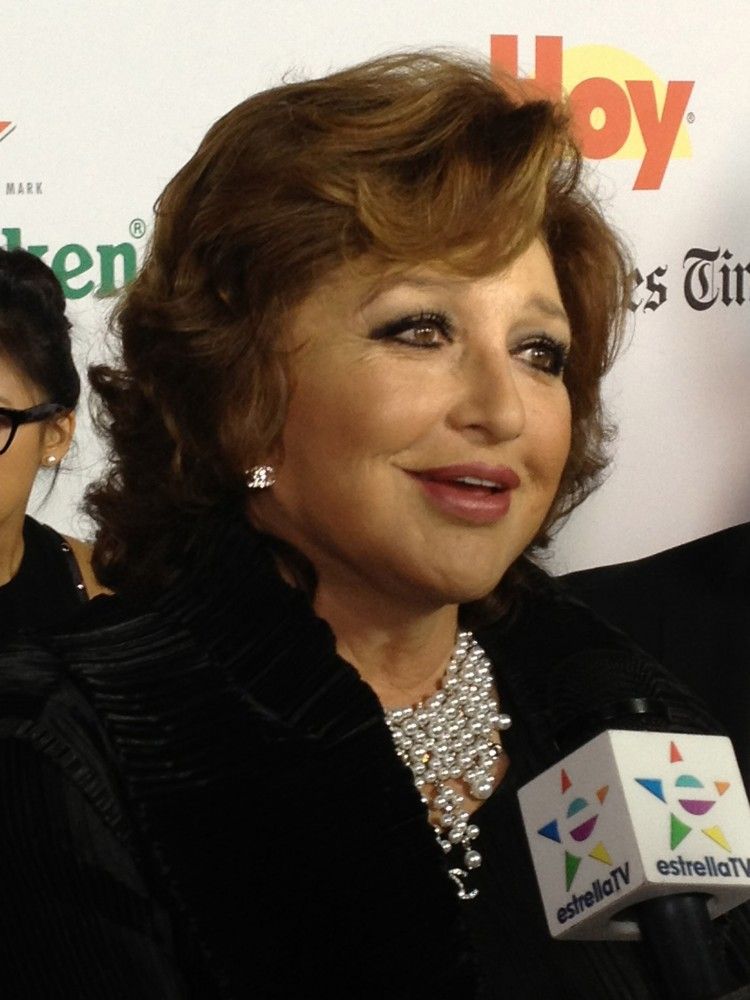 Angélica María y Eugenio Derbez galardonados con premio Latinos de Hoy Angélica María y Eugenio Derbez galardonados con premio Latinos de Hoy