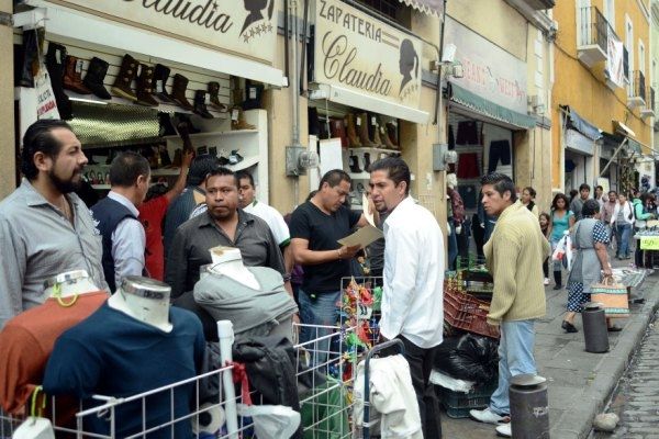 Retirarán a comerciantes ambulantes de Centro Histórico en Puebla