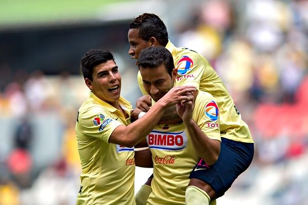 América gana 3-1 a Santos en homenaje a Benítez