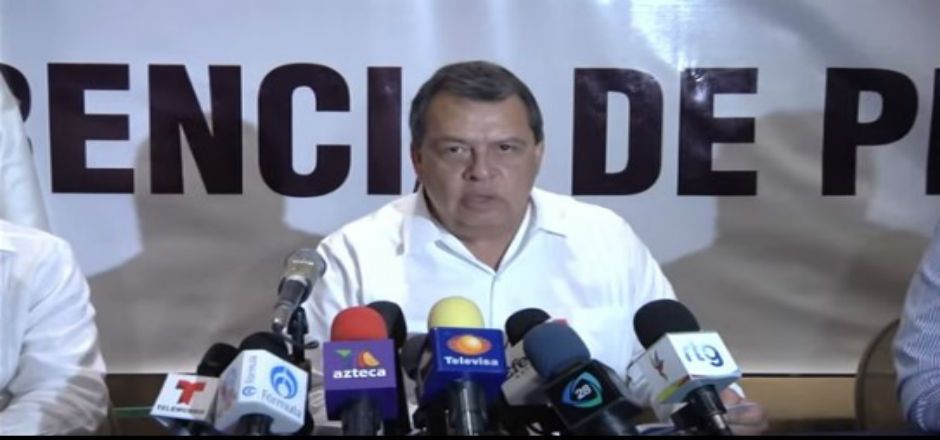 Restos en fosas de Iguala no solo de normalistas