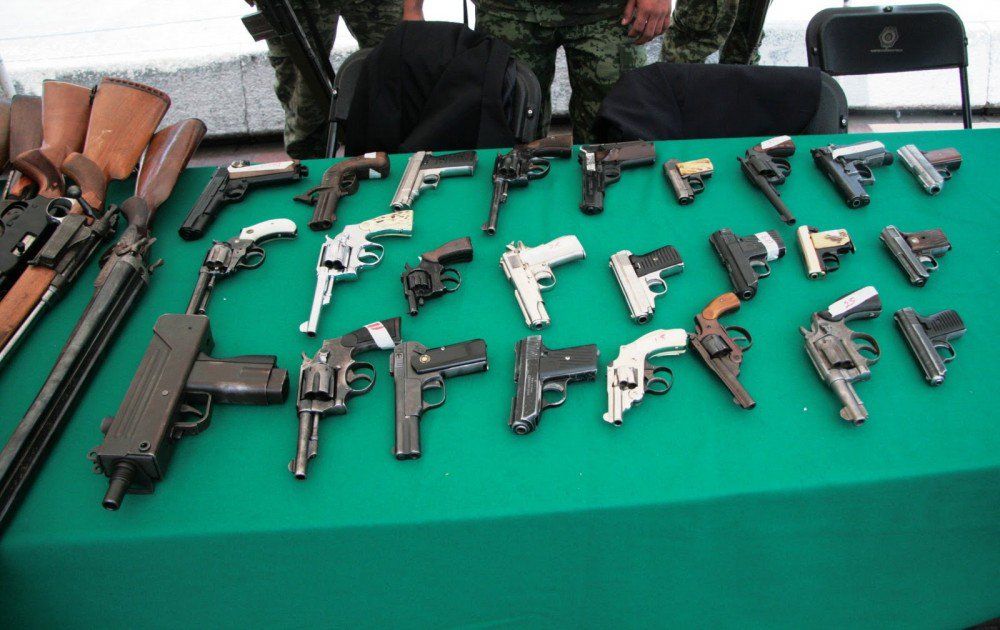 Entregan más de 3 mil armas en desarme voluntario del DF