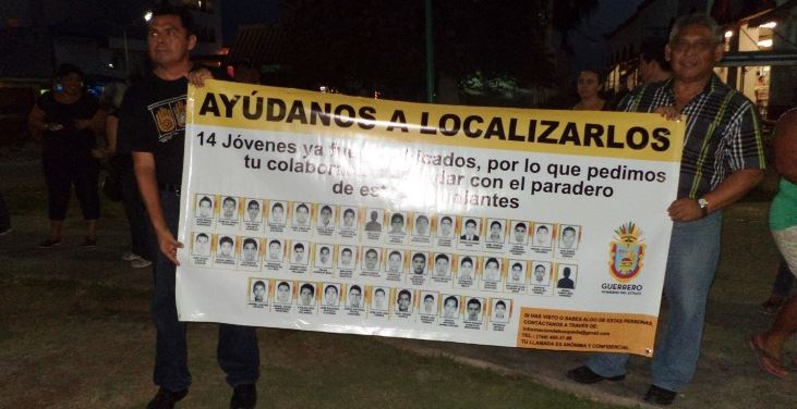 Los 43 estudiantes desaparecidos de Ayotzinapa Los 43 estudiantes desaparecidos de Ayotzinapa