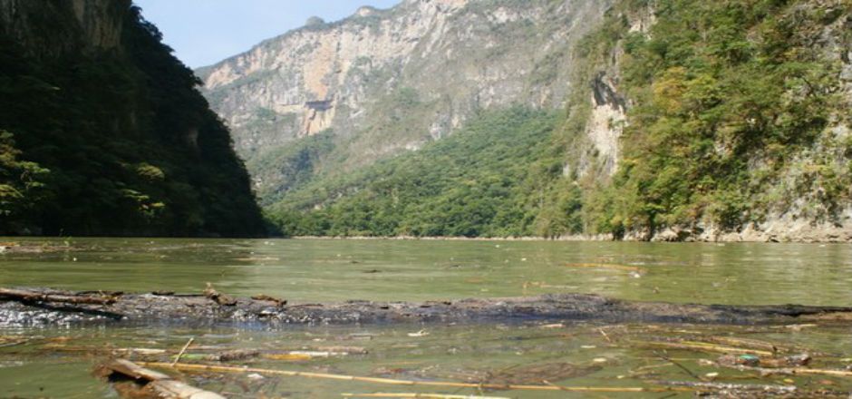 Se han extraído casi 3 toneladas de basura en el Cañón del Sumidero