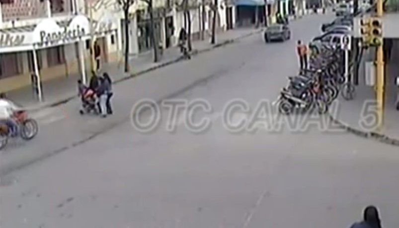 Bebé de 11 meses sobrevive a choque