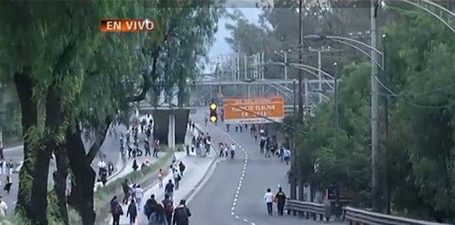 Vuelven a bloquear Insurgentes Sur
