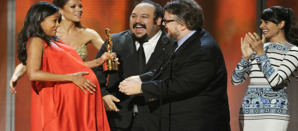 Guillermo del Toro es homenajeado en Premios Alma
