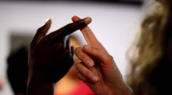 Abren línea contra la discriminación en Locatel