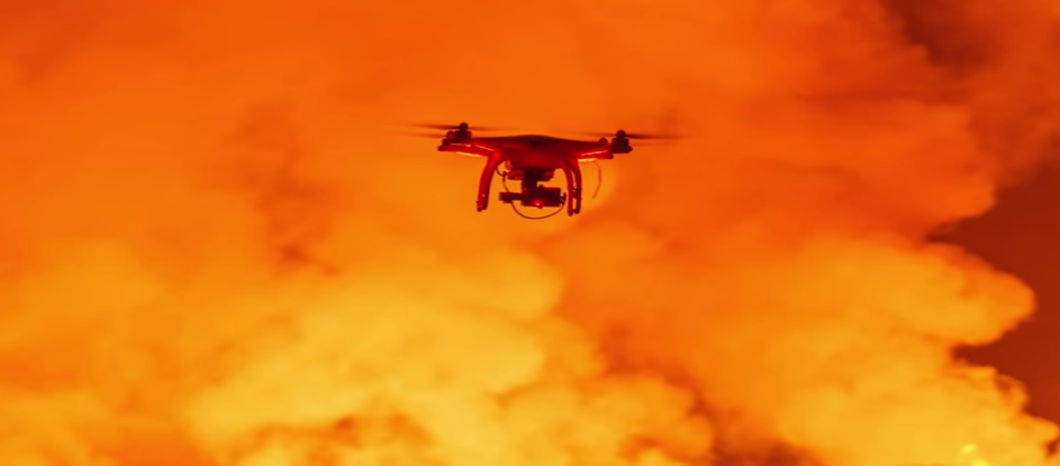 Erupción de volcán grabada con drones Erupción de volcán grabada con drones