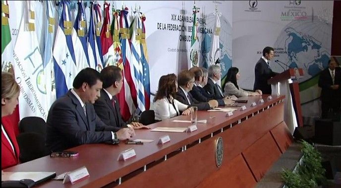 Peña Nieto refrenda confianza para esclarecer el caso Tlatlaya Peña Nieto refrenda confianza para esclarecer el caso Tlatlaya