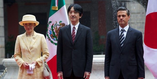 Recibe Peña Nieto a príncipes de Japón
