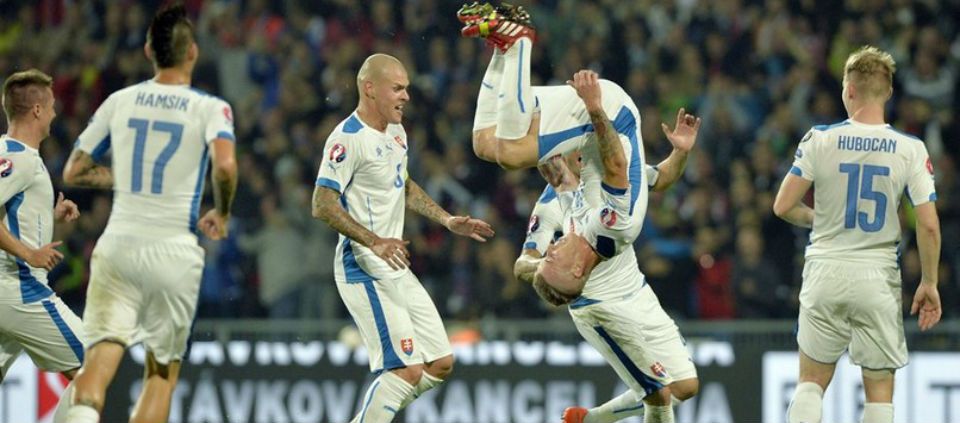 Pierde España por errores de Casillas