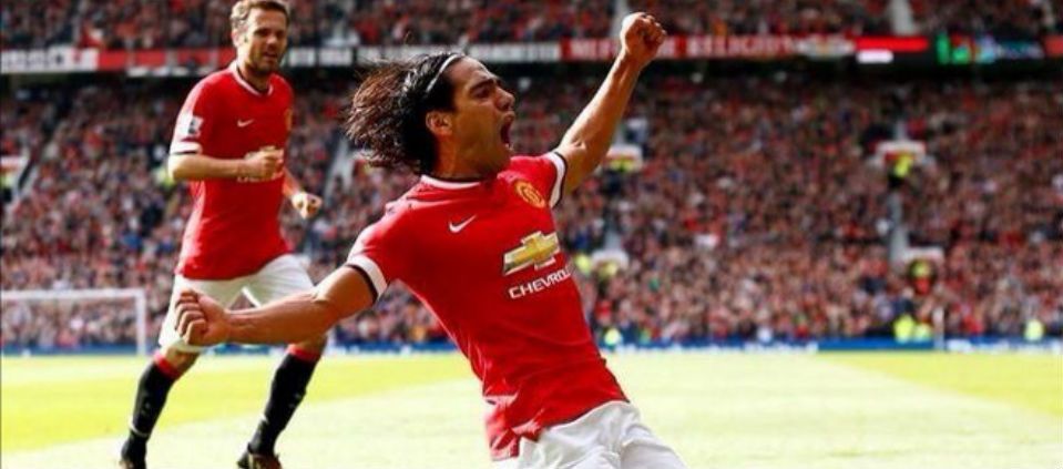 Manchester United vence 2-1 a Everton