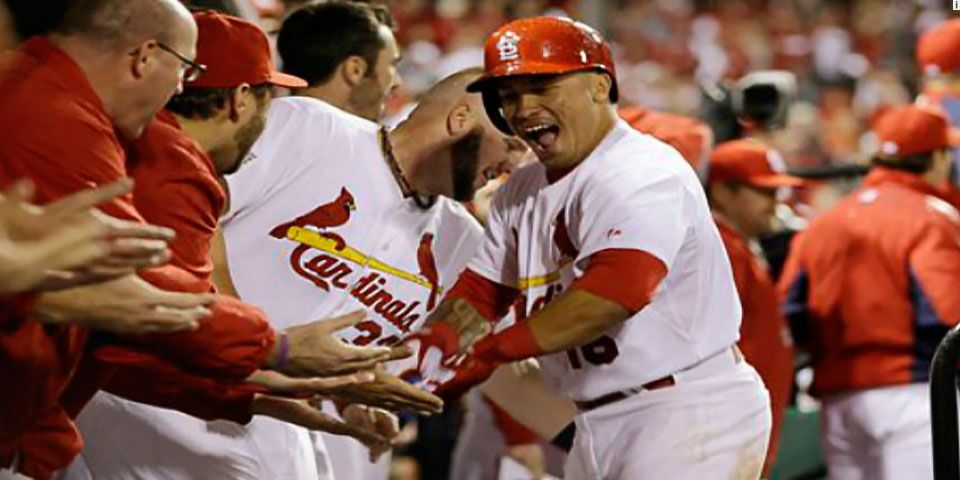 Cardenales se pone 2-1 en la Serie Divisional