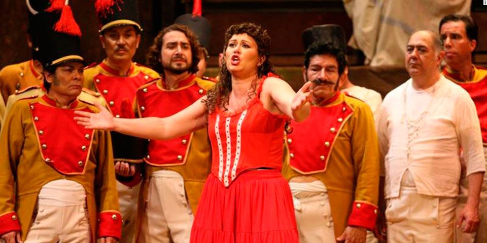 Australia prohíbe “Carmen” por el tabaco