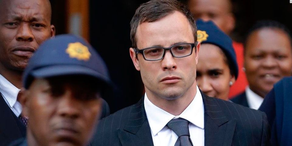 Pistorius sentenciado a 5 años de cárcel