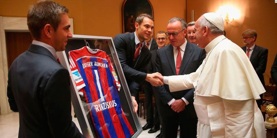 Bayern promete al Papa donar dinero para obras de caridad