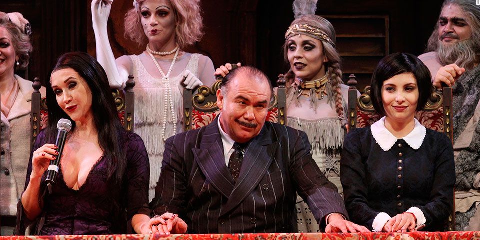 Se estrenó con gran aceptación la obra “Los Locos Adams” Se estrenó con gran aceptación la obra “Los Locos Adams”