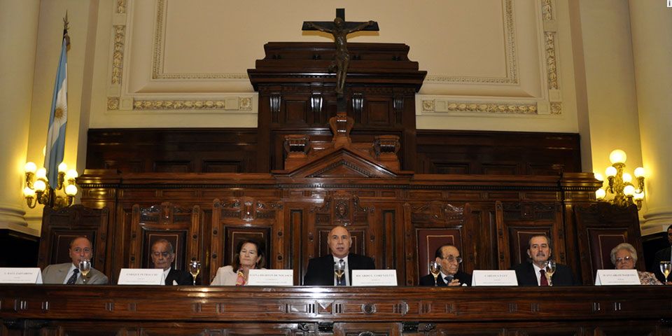 Ganan Google y Yahoo! demandas por avisos sexuales en Argentina Ganan Google y Yahoo! demandas por avisos sexuales en Argentina